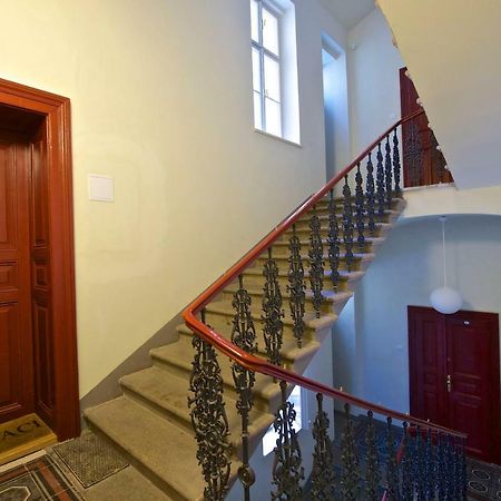 Kafka'S Head Apartment Prague Exterior photo